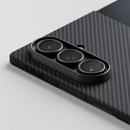 Galaxy Z Flip 7 Kılıf M-safe Şarj Özellikli 600D Aramid Fiber Pitaka Ultra-Slim Classic Serisi Black-Grey Twill Kılıf