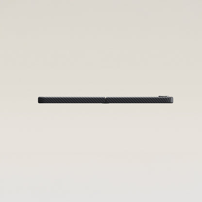 Galaxy Z Flip 7 Kılıf M-safe Şarj Özellikli 600D Aramid Fiber Pitaka Ultra-Slim Classic Serisi Black-Grey Twill Kılıf