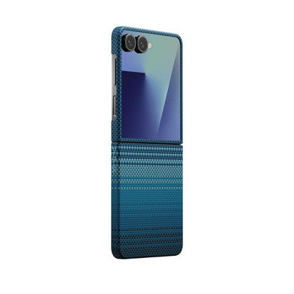 Galaxy Z Flip 7 Kılıf M-safe Şarj Özellikli Aramid Fiber Pitaka Tactile Woven Sunset-Moonrise Serisi Kılıf