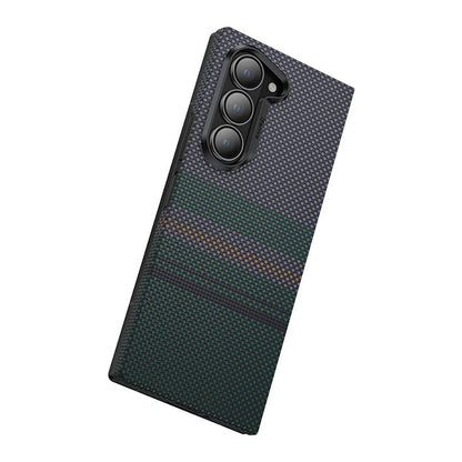 Galaxy Z Fold 6 Kılıf Karbon Fiber Tasarımlı Benks Aurora ArmorAir Kevlar Kılıf