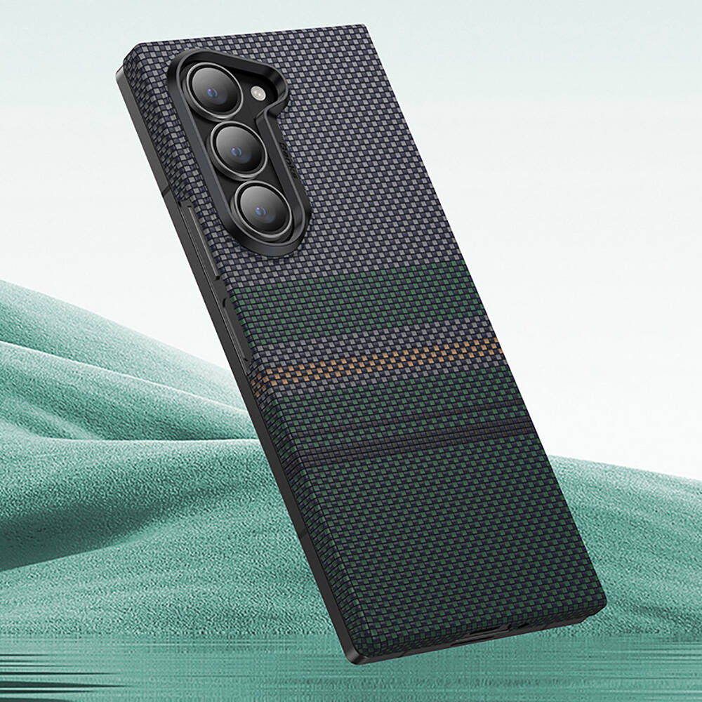 Galaxy Z Fold 6 Kılıf Karbon Fiber Tasarımlı Benks Aurora ArmorAir Kevlar Kapak Siyah