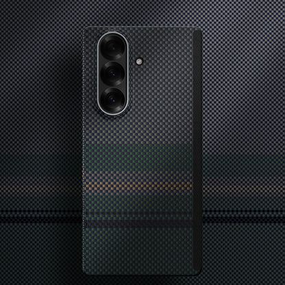 Galaxy Z Fold 7 Kılıf M-safe Şarj Özellikli Karbon Fiber Tasarımlı Benks Aurora ArmorAir Kevlar Kılıf