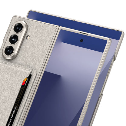 Galaxy Z Fold 7 Suni Deri Arka Yüzey Zore Kartlıklı Kıpta Silikon Kılıf