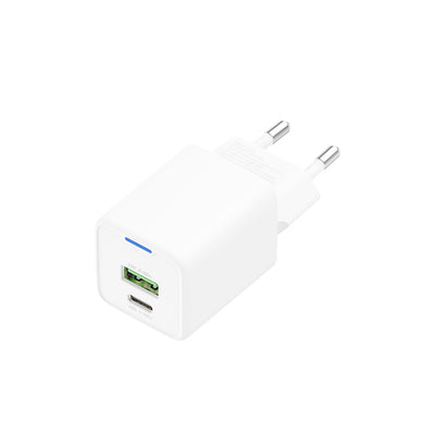 Recci RC107E Type-C PD & USB-A GaN Teknolojili Hızlı Şarj Başlığı 30W Beyaz