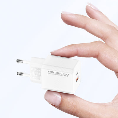 Recci RC83E Type-C PD & USB-A GaN Teknolojili QC3.0 Hızlı Şarj Başlığı 35W Beyaz
