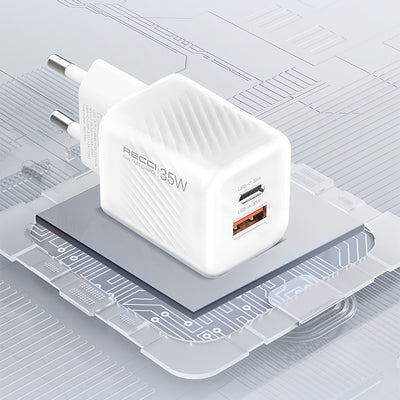 Recci RC83ECC GaN Teknolojili Hızlı Şarj Başlığı USB-A to Type-C PD 35W Kablolu Şarj Seti Beyaz