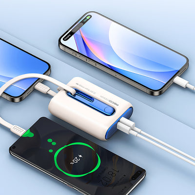 Recci RPB-P12C PD 20W Askı İpli Hızlı Şarj Özellikli Type-C Kablolu Powerbank 22.5W 9000mAh Mavi