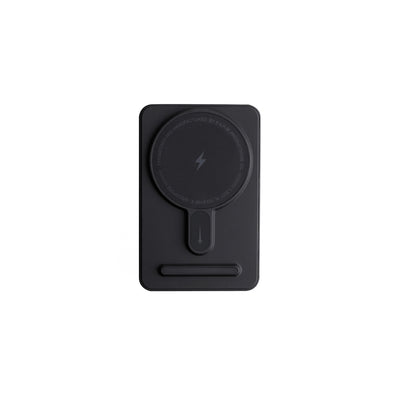 SkinArma Kira Kobai Holografik Tasarımlı Standlı Wireless ve PD Hızlı Şarj Özellikli Powerbank 15W 5000mAh Gümüş