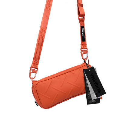 Skinarma Sacoche Juno Cross-Hatch Desenli Naylon Scout Boyun Askı Kayışlı Çapraz Vücut Çantası