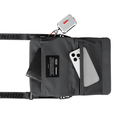 Skinarma Satchel Juno Desenli Naylon Scout Bilek Askı Kayışlı Aksesuar Çantası