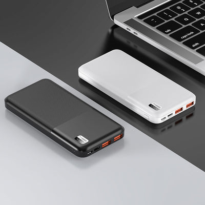 Xipin PX721 Hızlı Şarj Özellikli LED Işık Göstergeli Dual USB Taşınabilir Powerbank 10000mAh Siyah